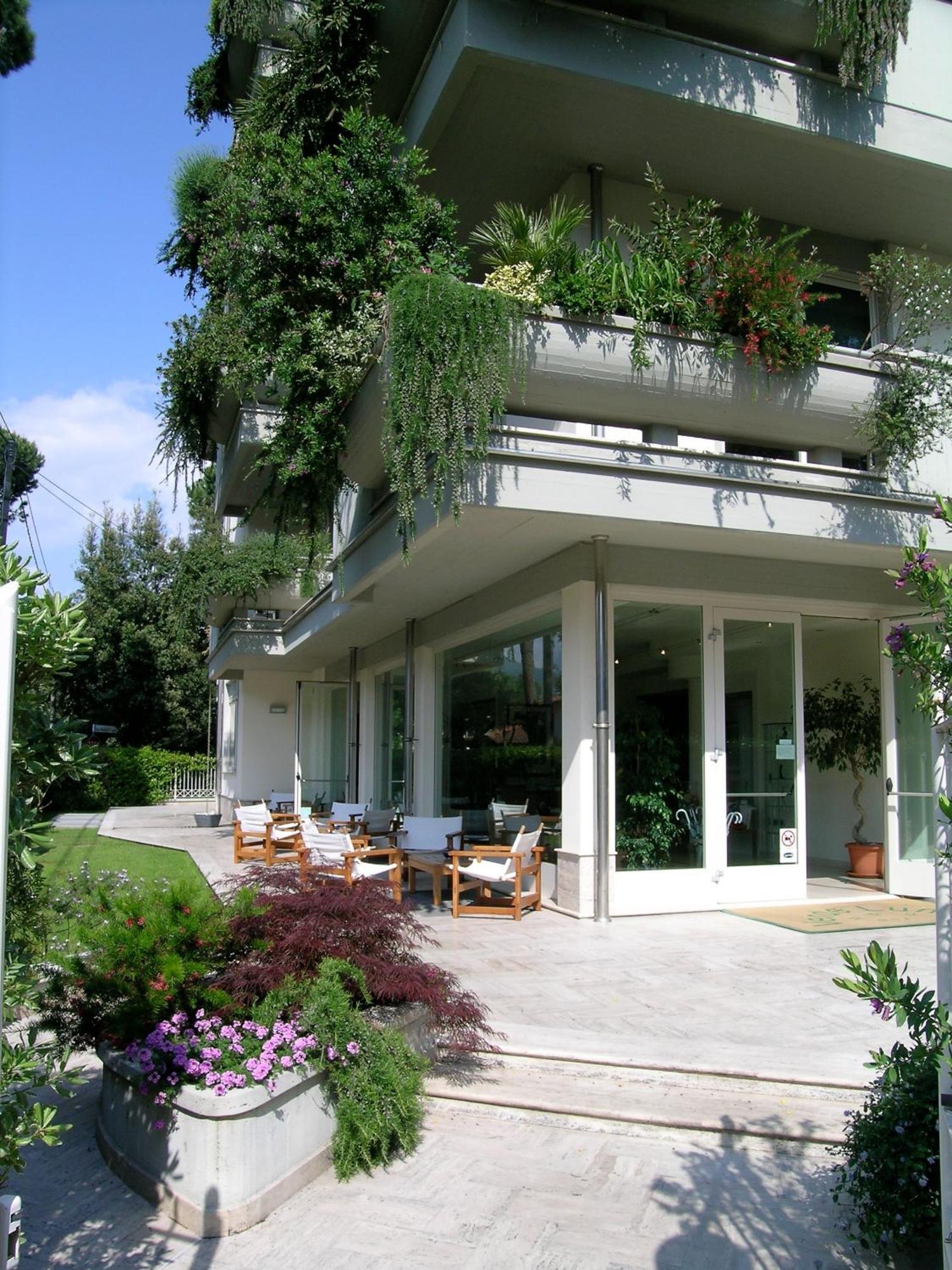 Verdeluna Aparthotel Marina di Pietrasanta Extérieur photo